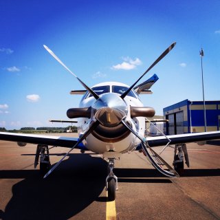 Автор: Алексей Бархатов